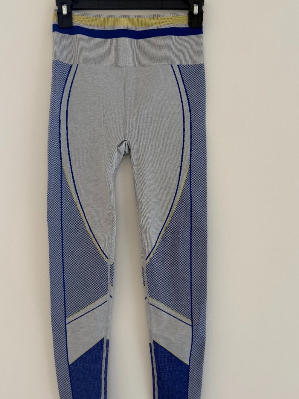 Fabletics Blue Gray Thick Athletic Leggings Size S/M